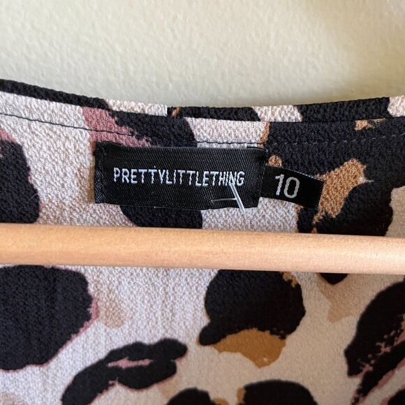 ASOS PrettyLittleThing Sheath Dress with v neck Ruffle trim Leopard prin… - Picture 3 of 7